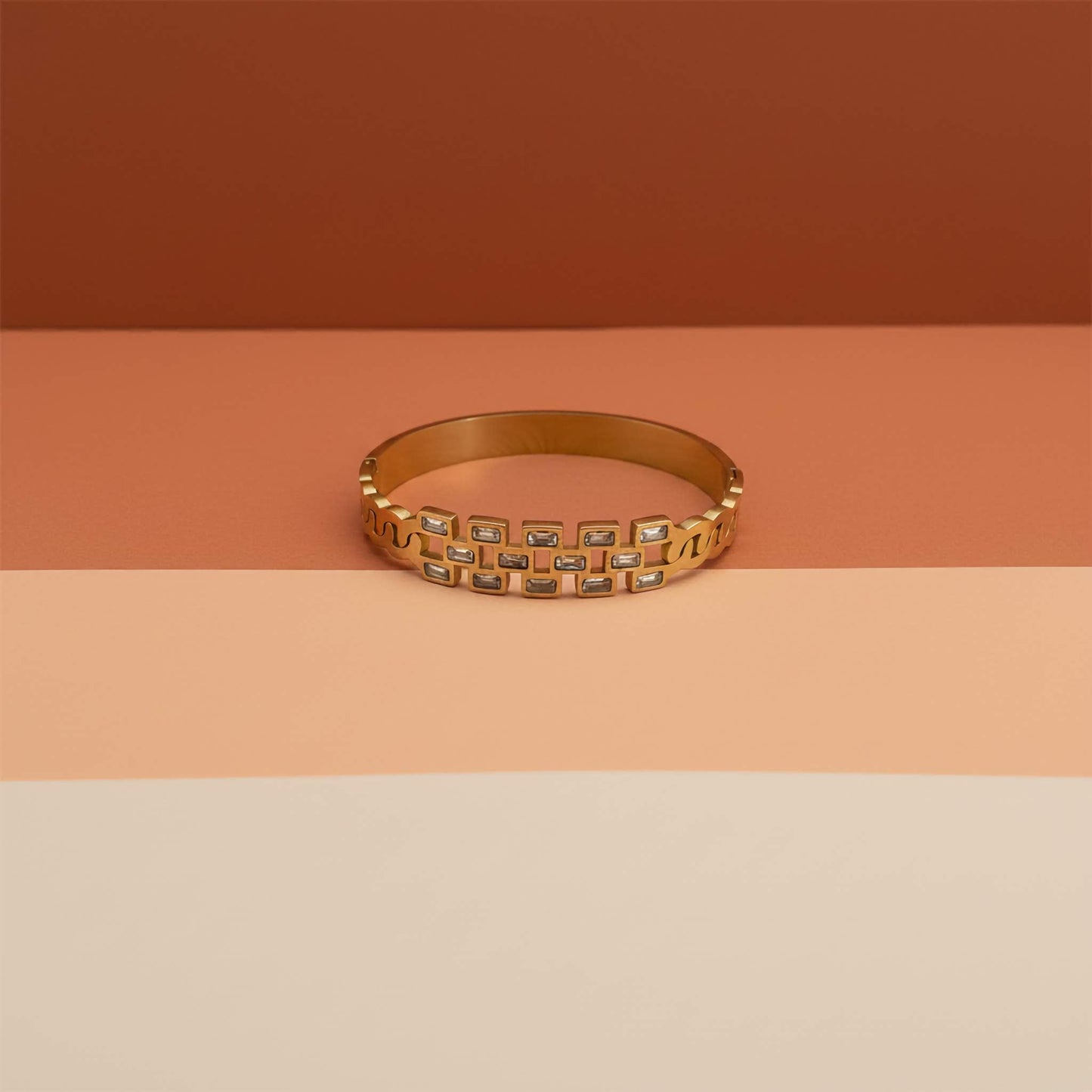 Radiant Links Crystal Bangle