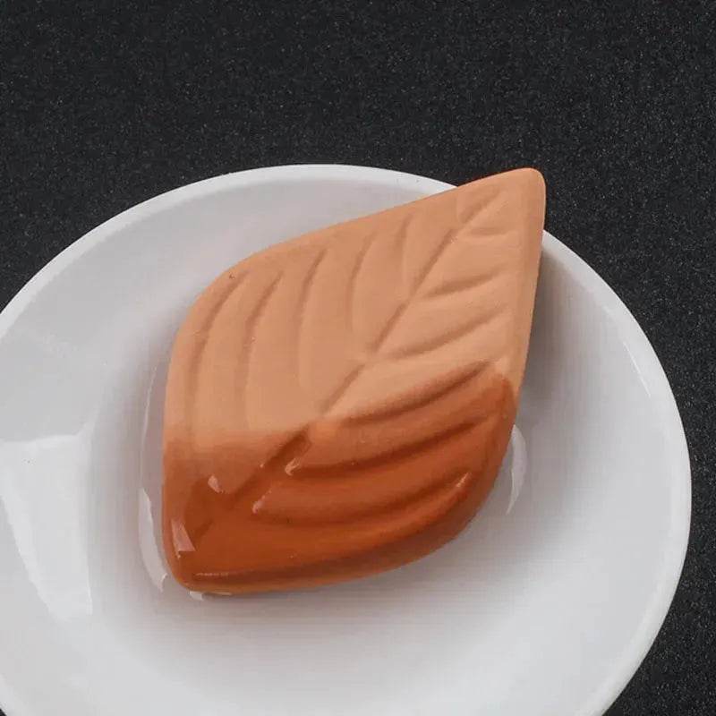 Cigar Humidor Clay Leaf-shaped Humidifying Cigar Moisturizing Tablet