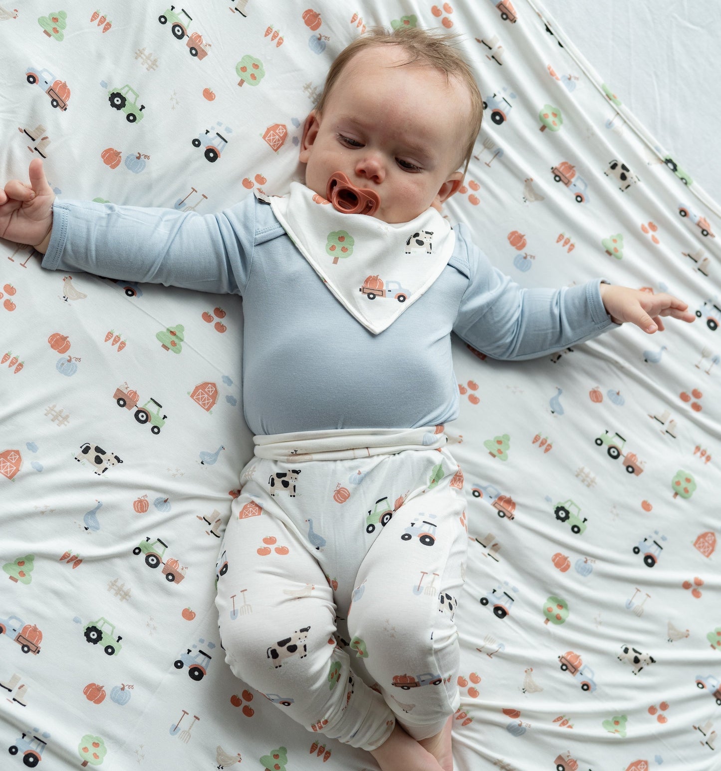 Bamboo Swaddle Blanket (Pumpkin Farm Print)