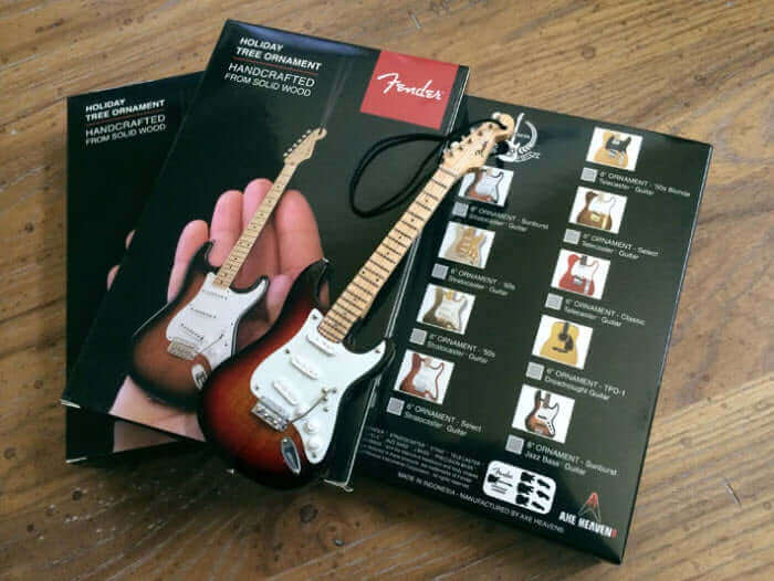 FENDER Select '50s Stratocaster Guitar Holiday Ornament - 6"