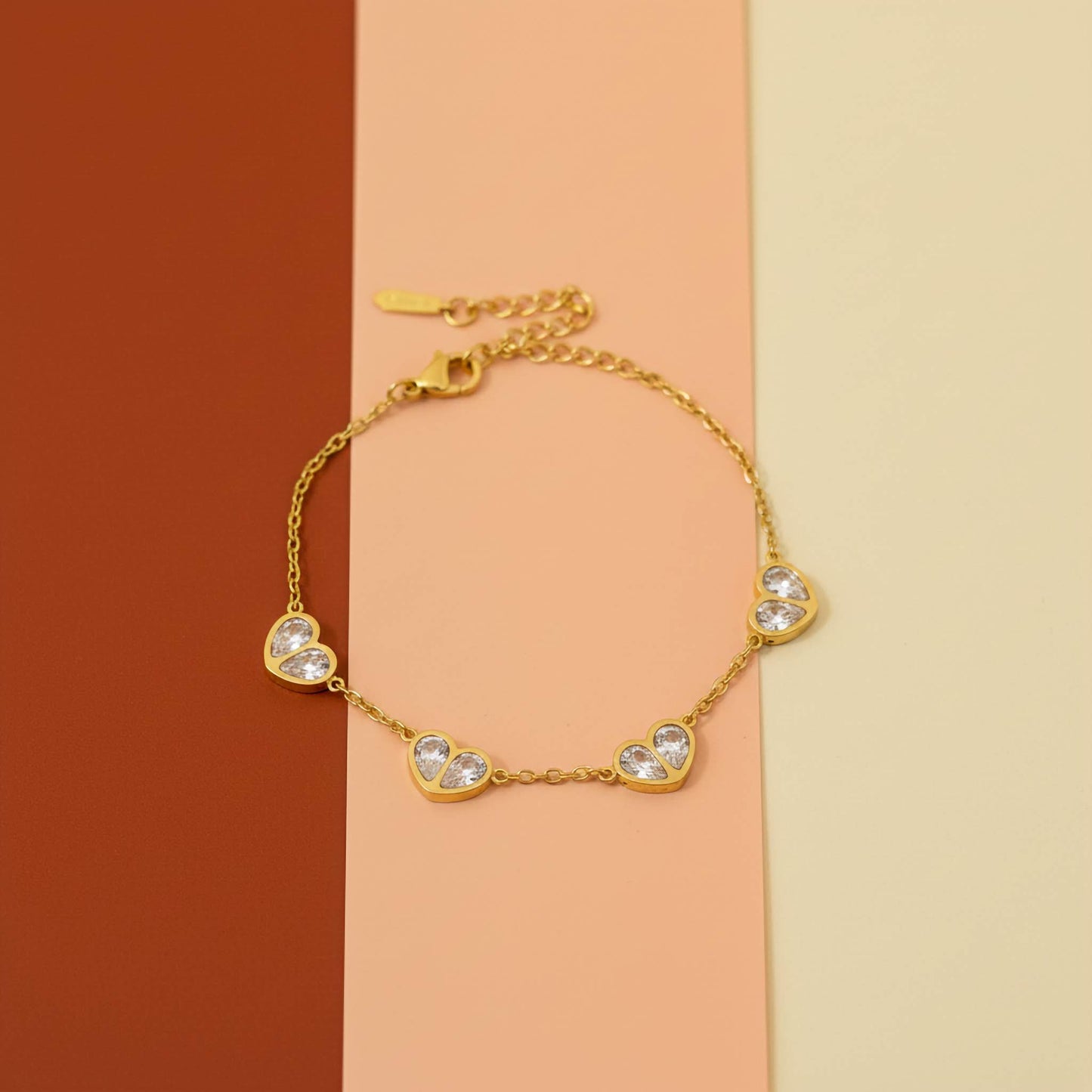 LeDeSaRa Gold Plated Heart Charm Bracelet | Affordable Luxury Jewelry