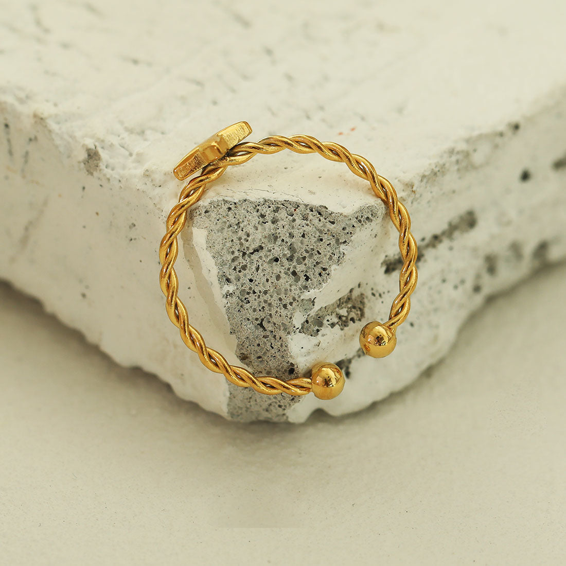 NICOLE Ring