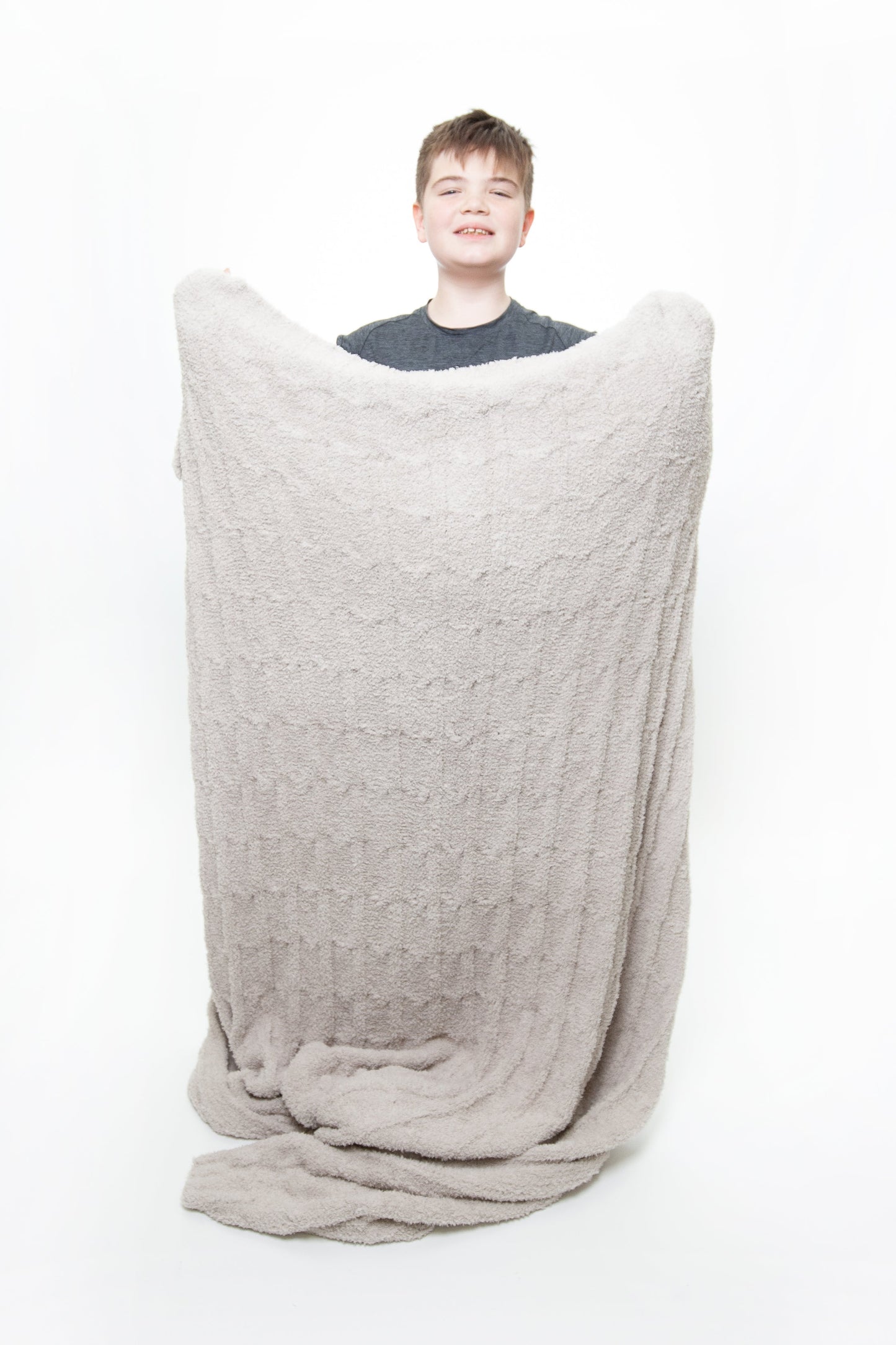Foggy Dew Cable Knit Extended Throw
