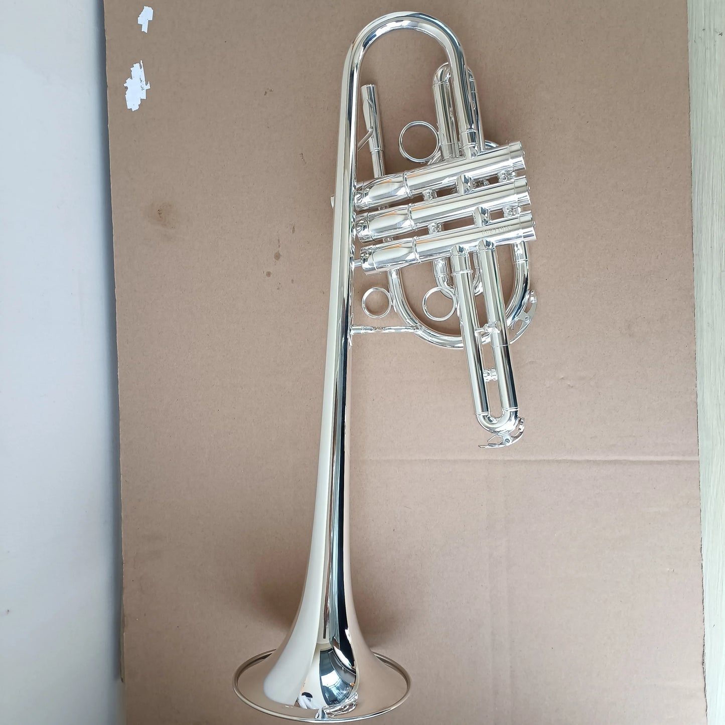 JYTR - E170 Marching Trompette B clé Plaque argentée Excellente qualité et bon son avec embouts de boîtier