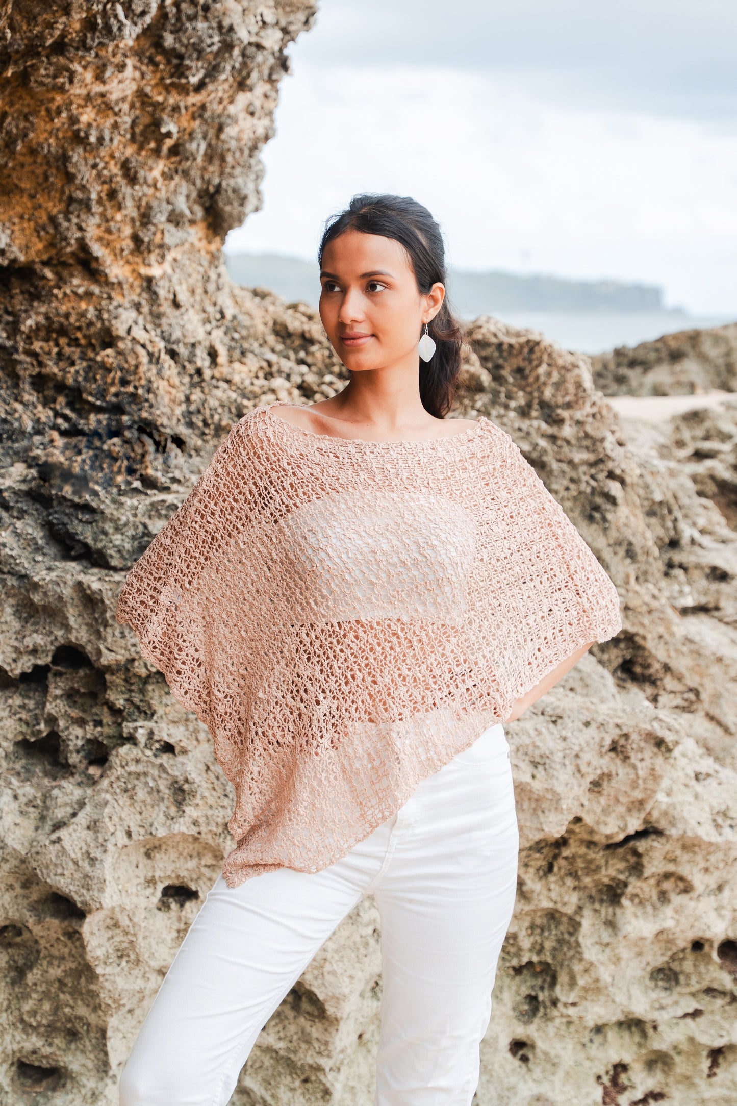 Short Popcorn Knit Poncho - Taupe