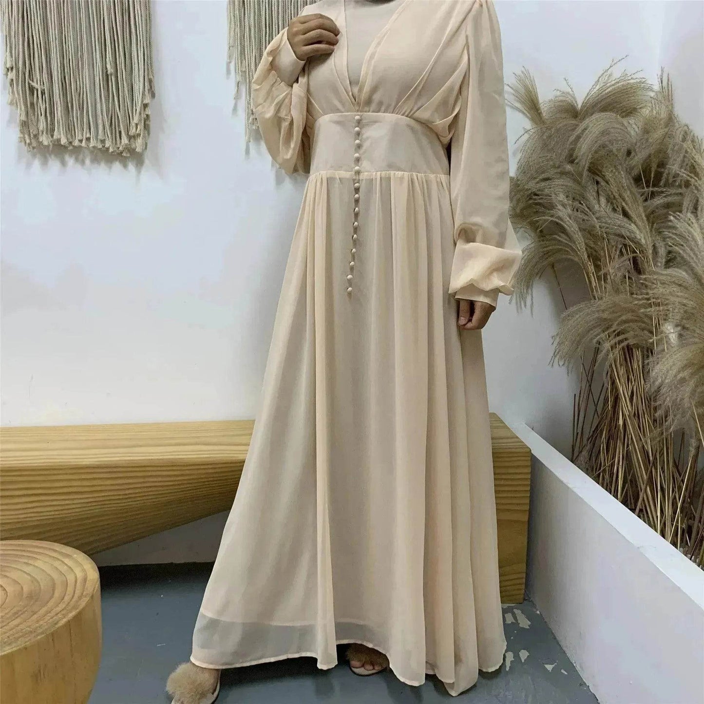 Robe Abaya simple, élégante et à la mode en double mousseline haute densité pour femmes arabes de Dubaï, de Turquie et du Moyen-Orient.