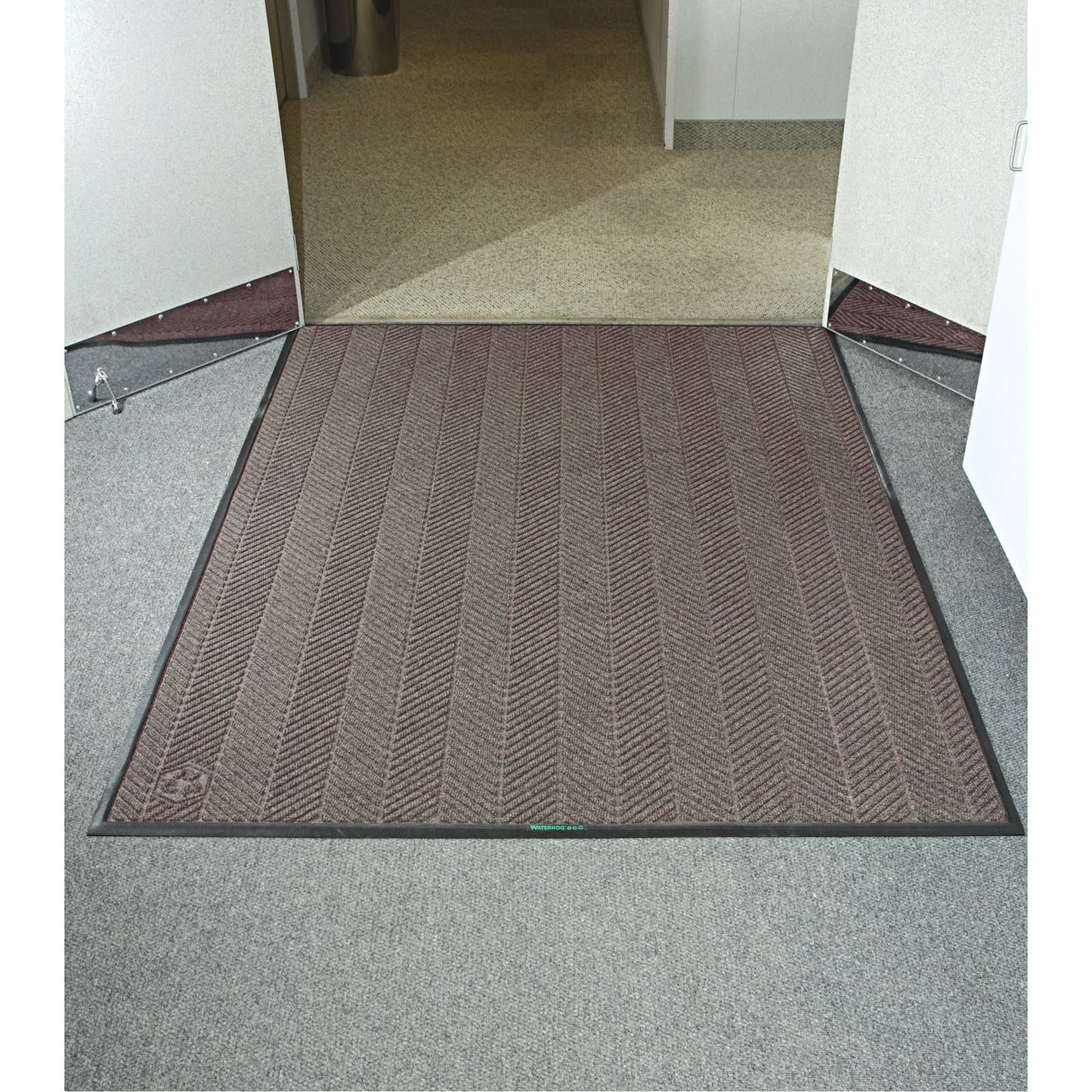 Waterhog® Eco Elite Matting, Wiper/Scraper, 3' x 8' x 3/8", Chestnut Brown