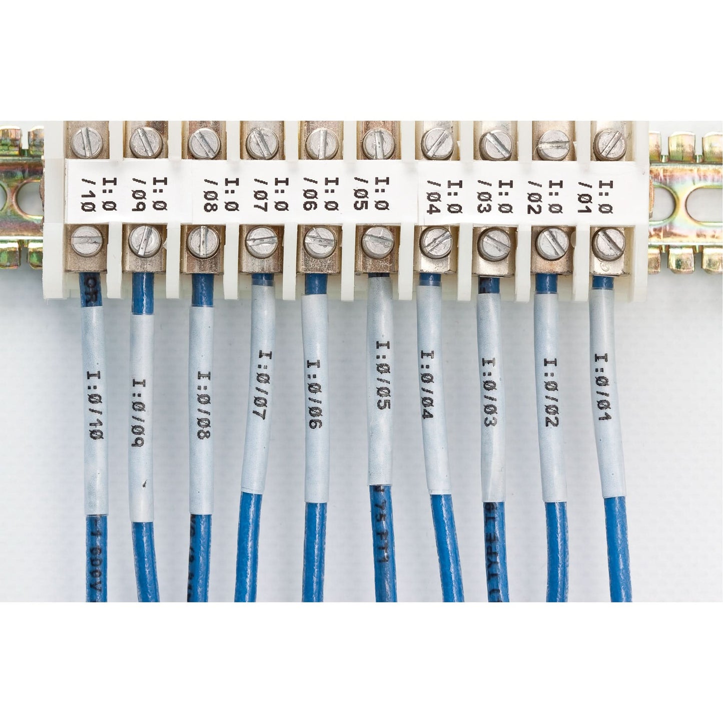 Self-Laminating Wire Markers, Vinyl, 0.75" L x 1" H, White/Translucent