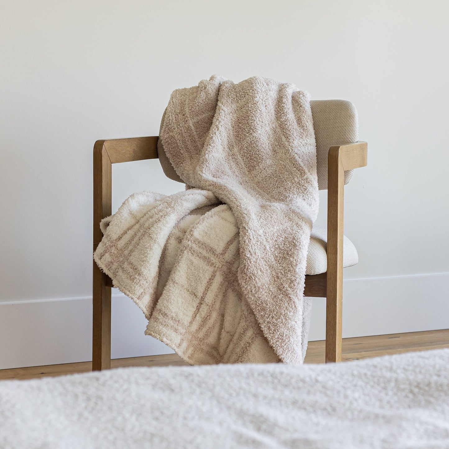 Blushing Beige & White Plaid Print Extended Throw