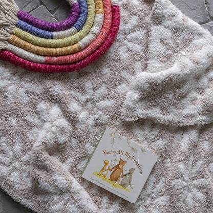 Blushing Beige and White Daisy Print Toddler Blanket