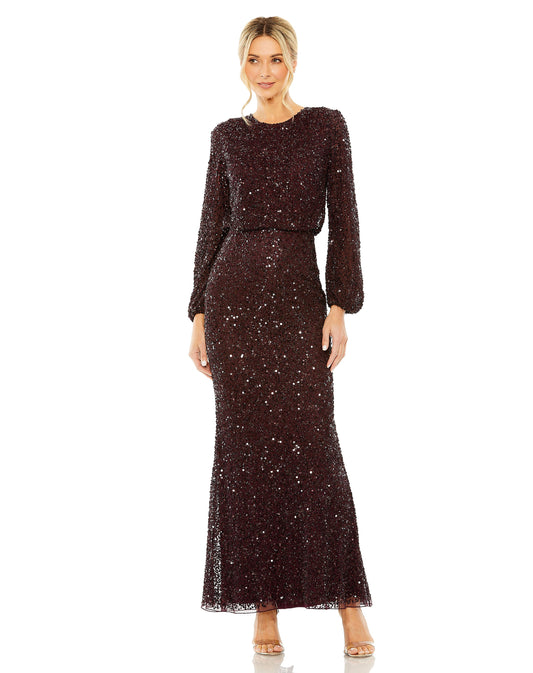 Robe longue blousante à col montant, manches longues et perles