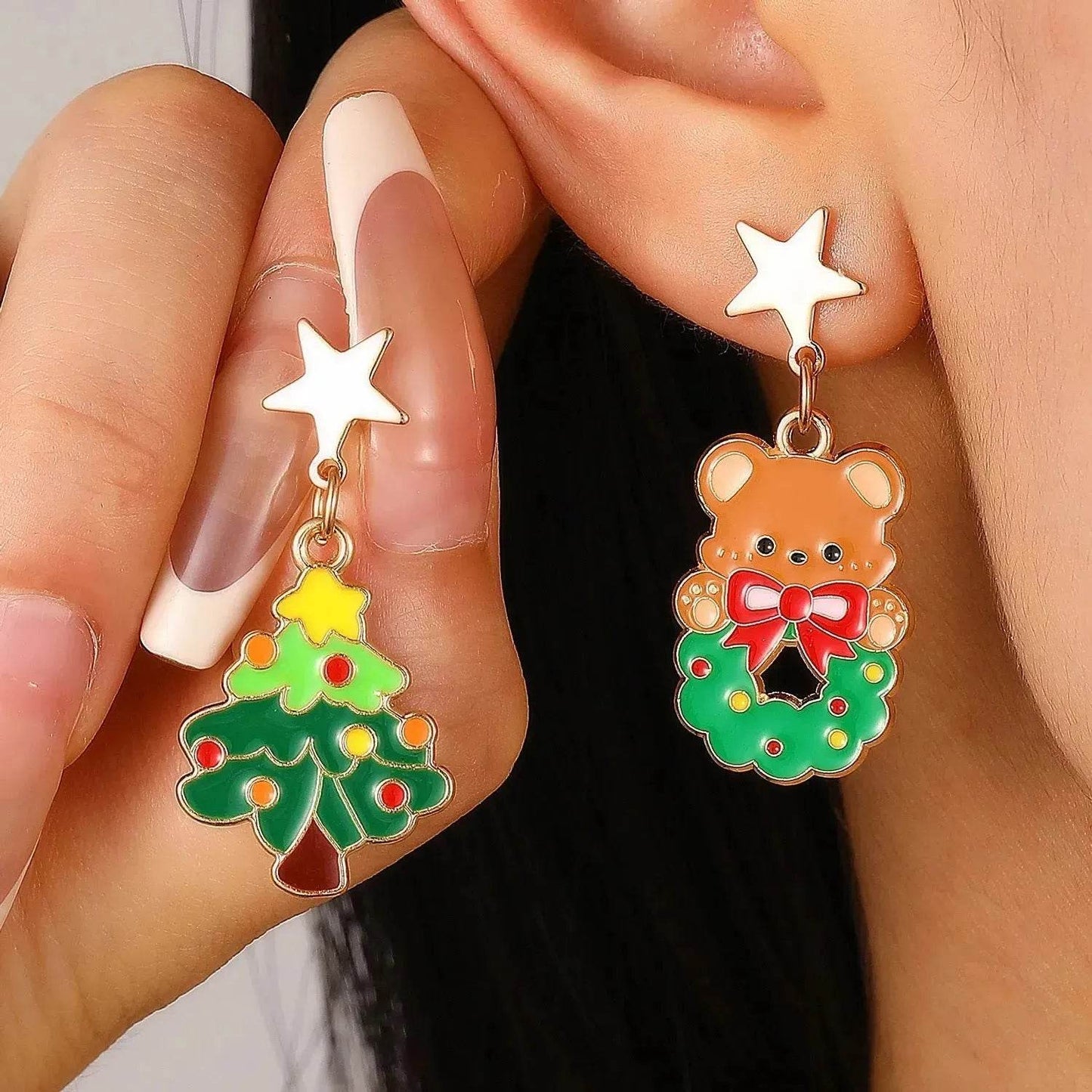 Fashionable Asymmetric Cartoon Dripping Oil Christmas Elk Earrings