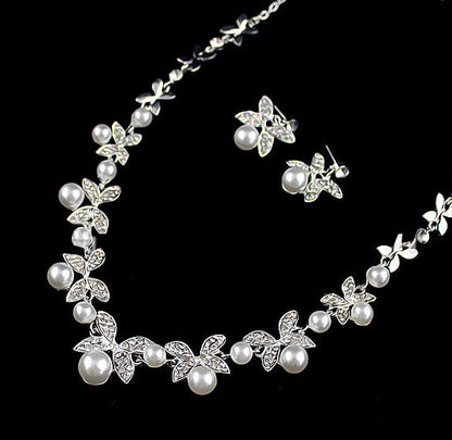 Bride diamond pearl necklace earrings set