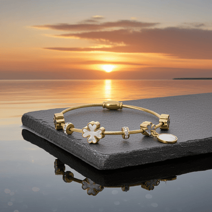 18K Gold Plated 3 Flower Charm Bracelet