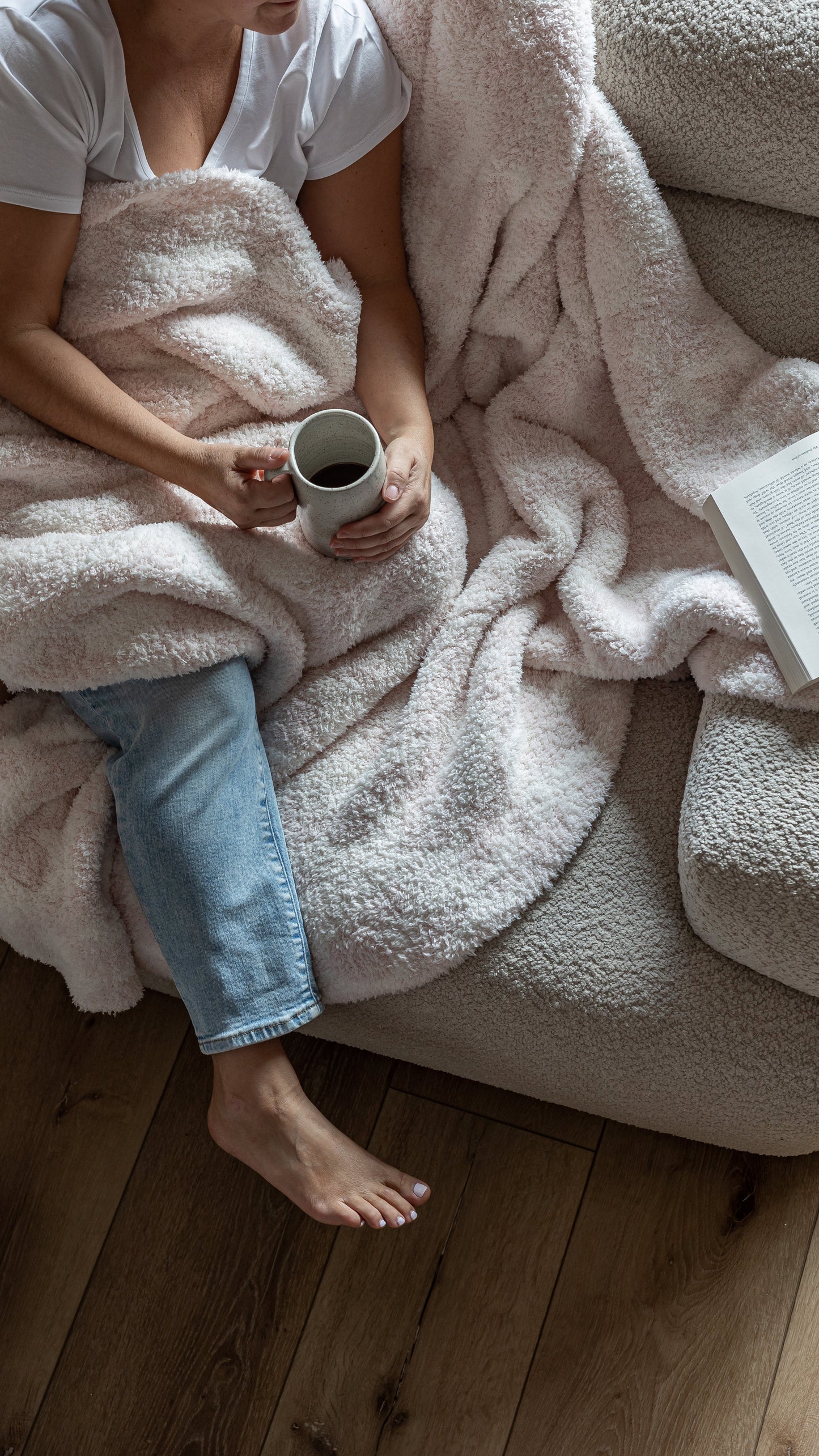 Primrose Pink and Soft White Vintage Floral Print Extended Throw