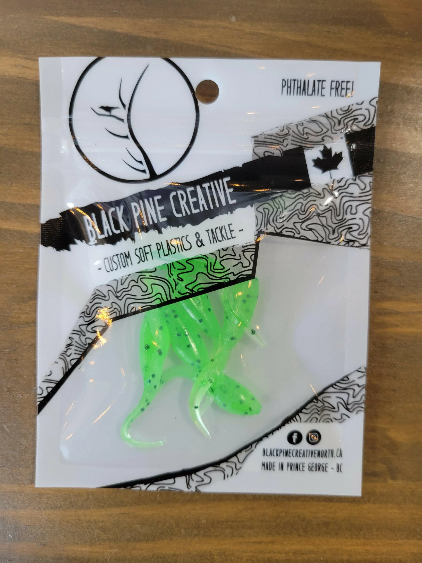 🍁Black Pine Creative 1-1/2" Basic Minnow 6/pk