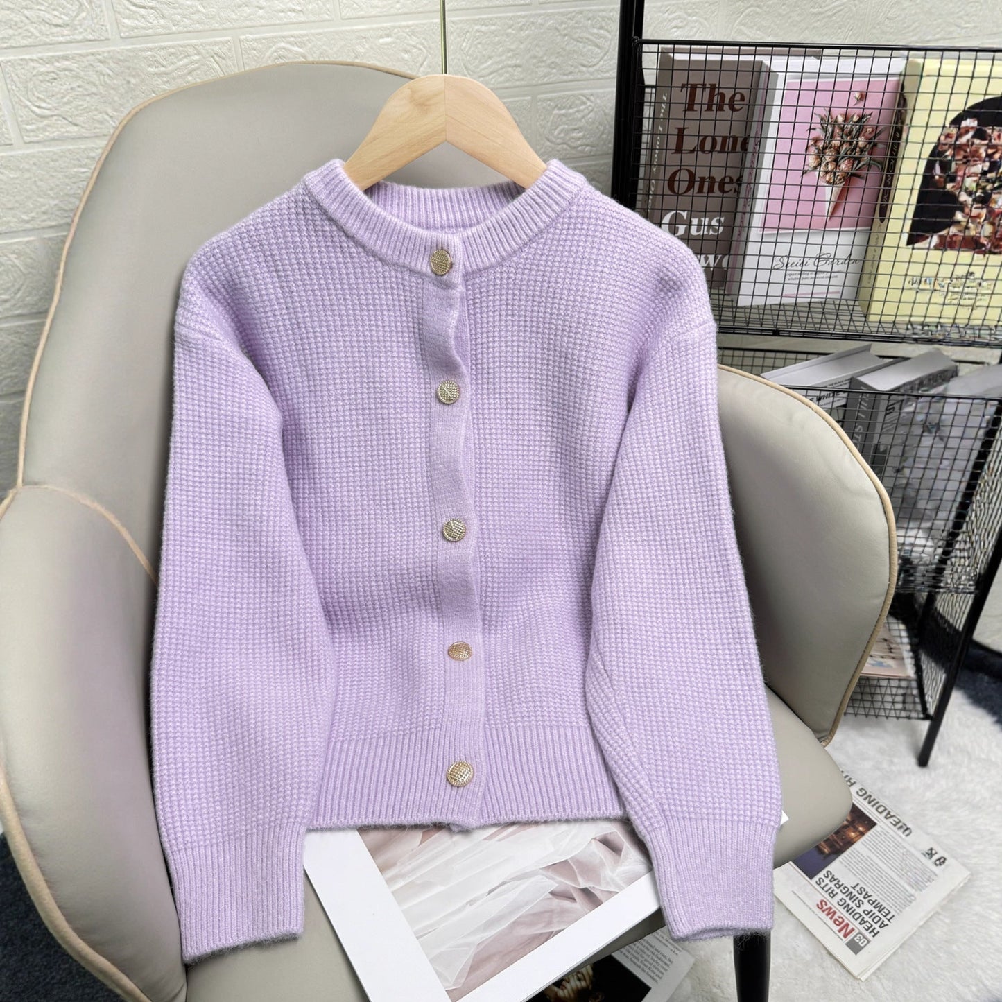 Women’s Slim-Fit Fashion Sweater – Stylish Short Casual Knit Top for Fall & Winter