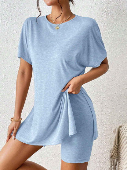 Women's Casual Solid Color Batwing Sleeve Tunic Top & Shorts Two-Piece Set