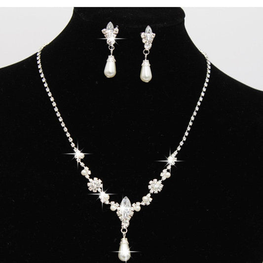 Ensemble collier et boucles d'oreilles 8633 larmes de perles