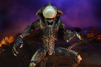 Neca - Alien vs. Predator Chrysalis (Movie Deco) Figure