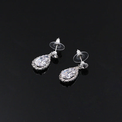 Luxury Zircon drops sparkling sets of beautiful bridal suite