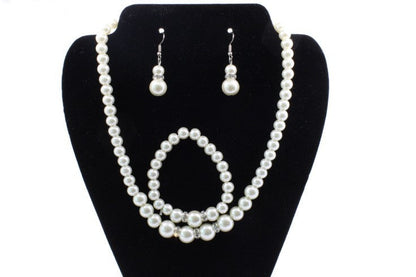 Bridal pearl jewelry set