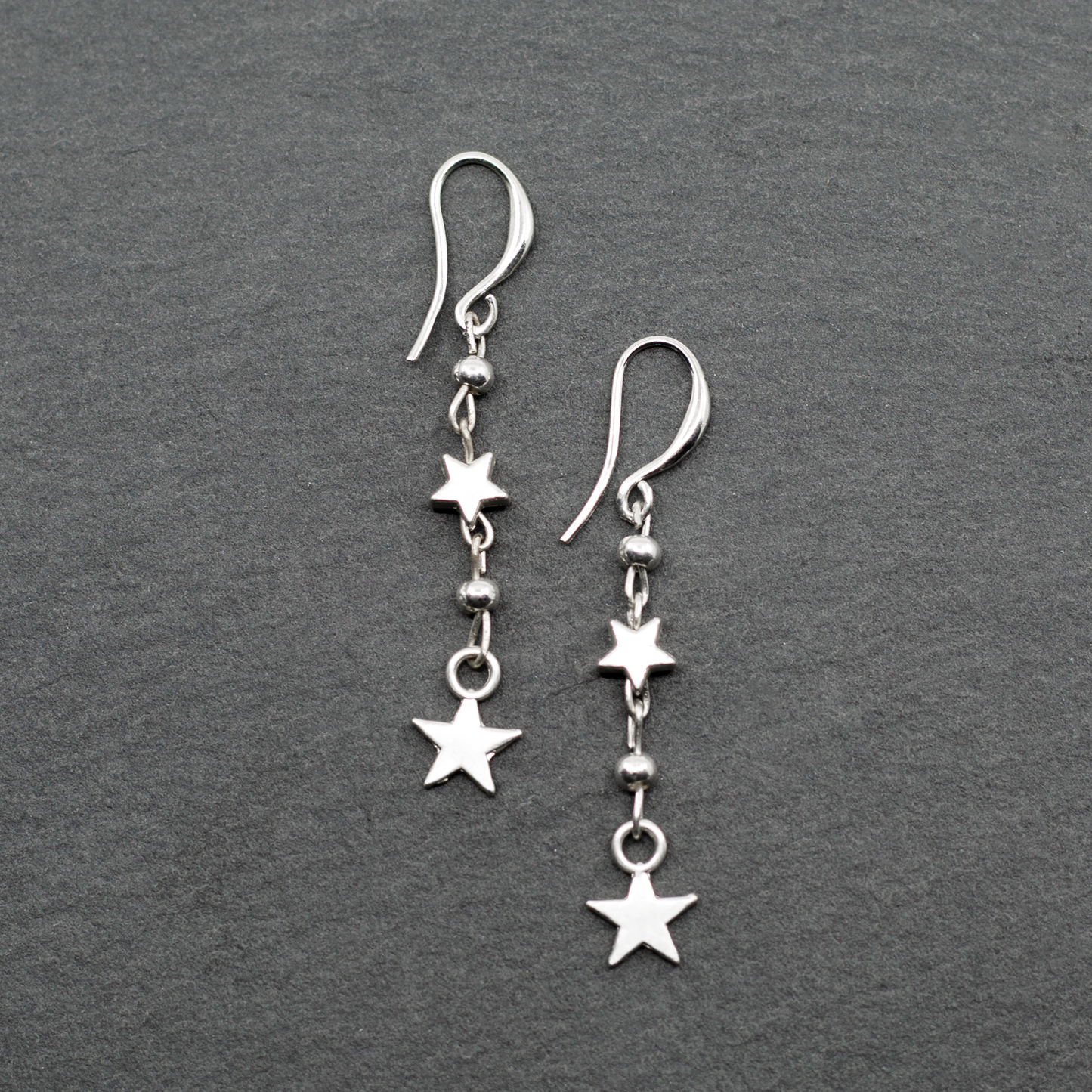 Boucles d'oreilles pendantes en argent avec breloques étoiles doubles