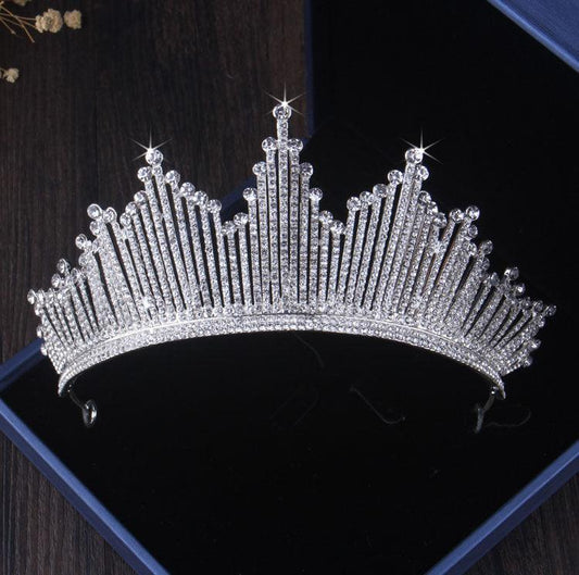 Couronne de coiffe d'anniversaire de style européen