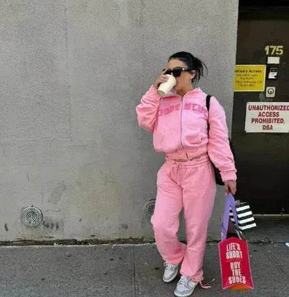 Ensemble de survêtement Ins Letter : Haut court à capuche zippé et pantalon de jogging pour femme – Vêtements de sport deux pièces tendance