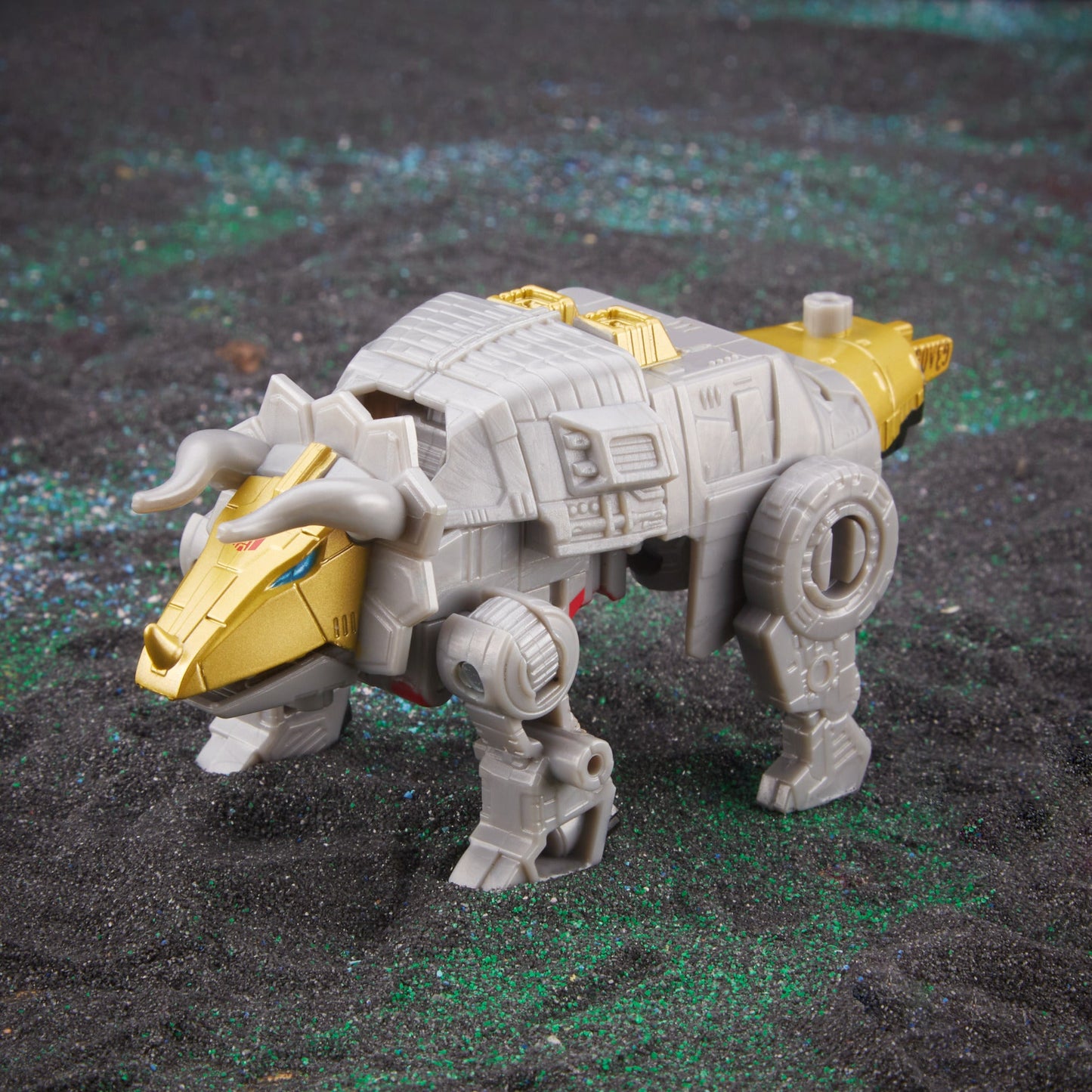 Transformers Legacy Evolution Dinobot Slug Core Class