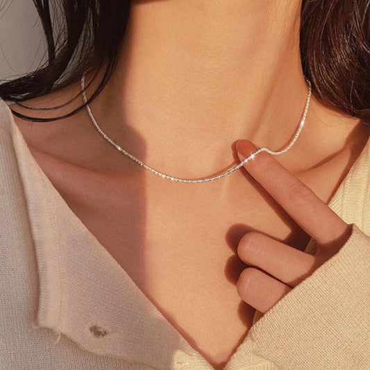 Collier ras de cou étincelant
