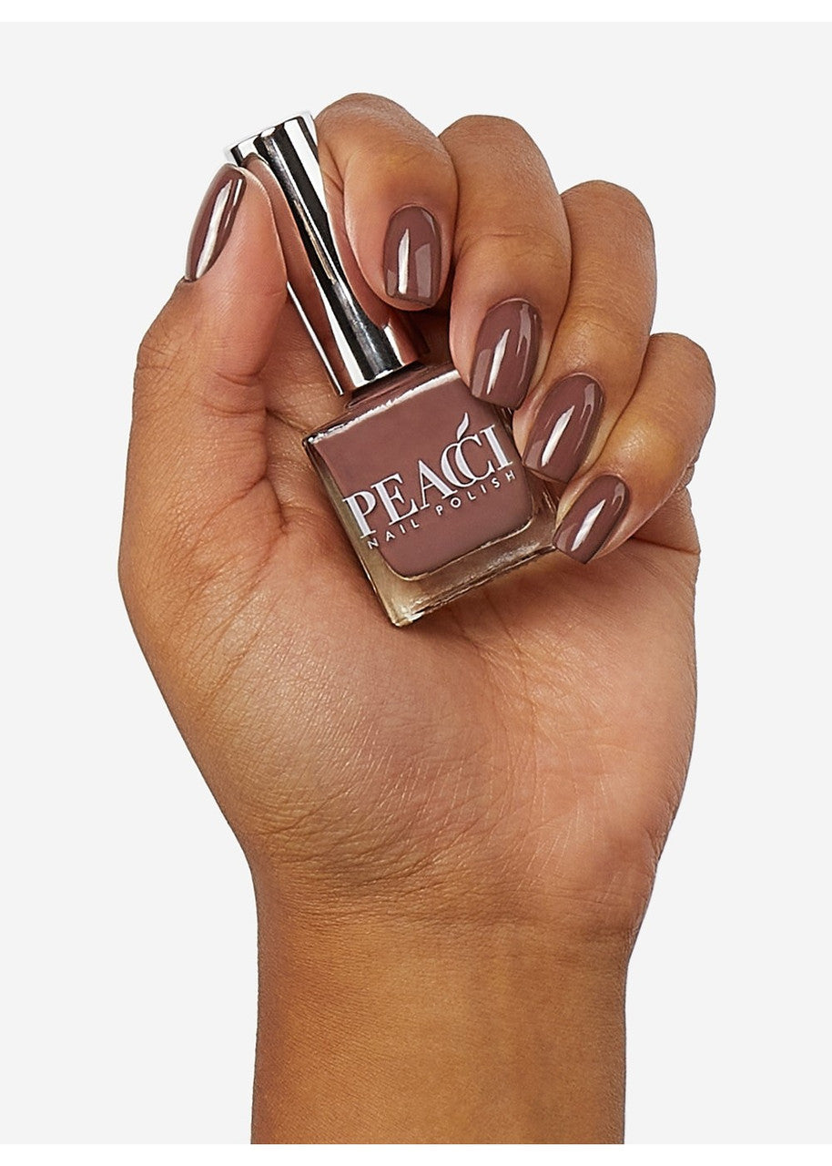 Peacci Brunette