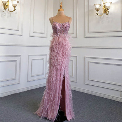 Robe de soirée élégante à bretelles, coupe ajustée, avec pompons, idéale pour un banquet ou des fiançailles
