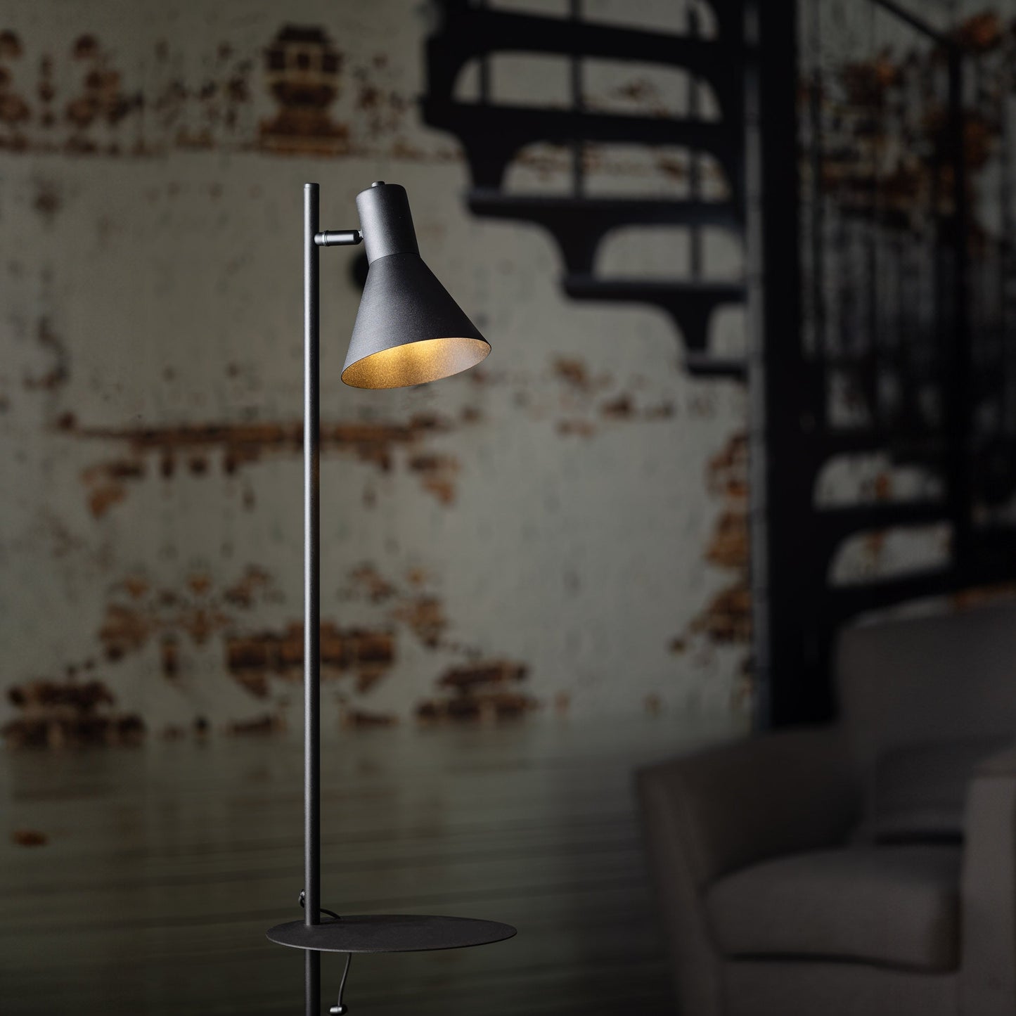 Lampadaire-tablette JUMP