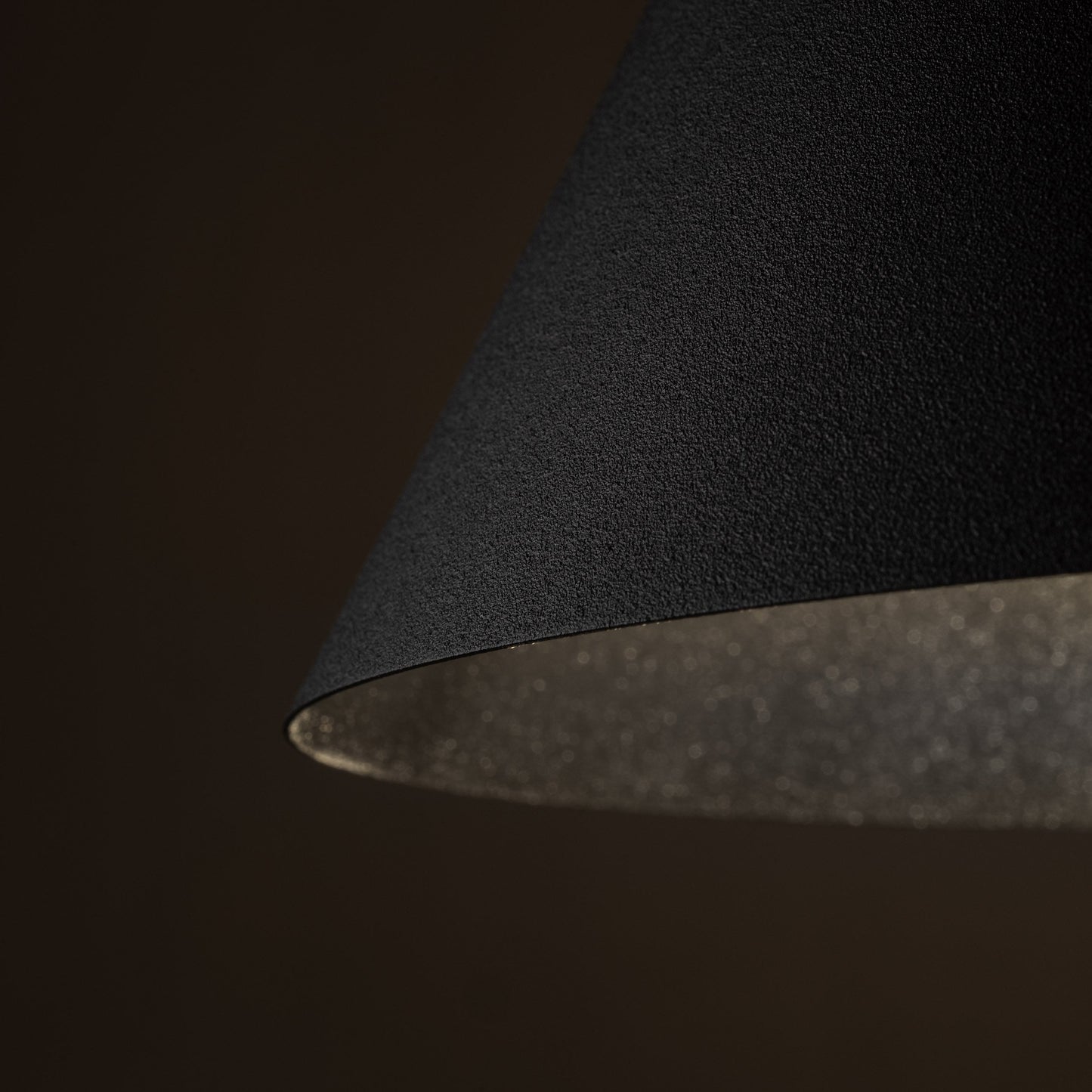 CONO Modern Minimalist Pendant Light M