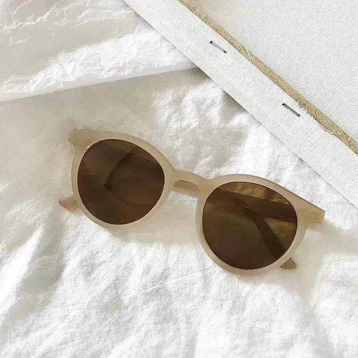 Unisex sunglasses round frame Glass UV400