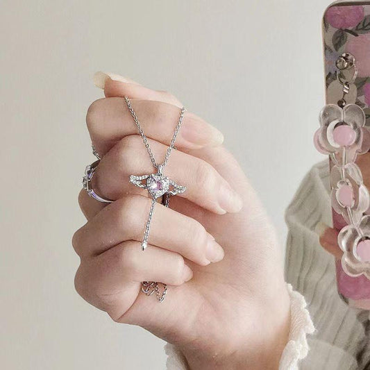 Collier ailes de cœur
