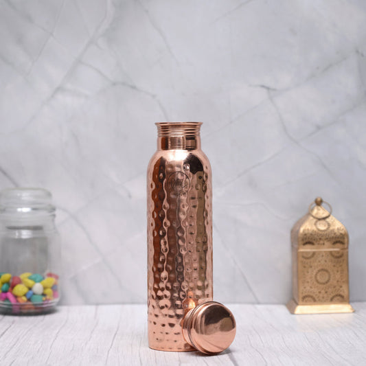 Bouteille d'eau martelée en cuivre pur (950ML) | 100% Cuivre Certifié | Anti-fuite | Design Ayurvédique Fabriqué à la main