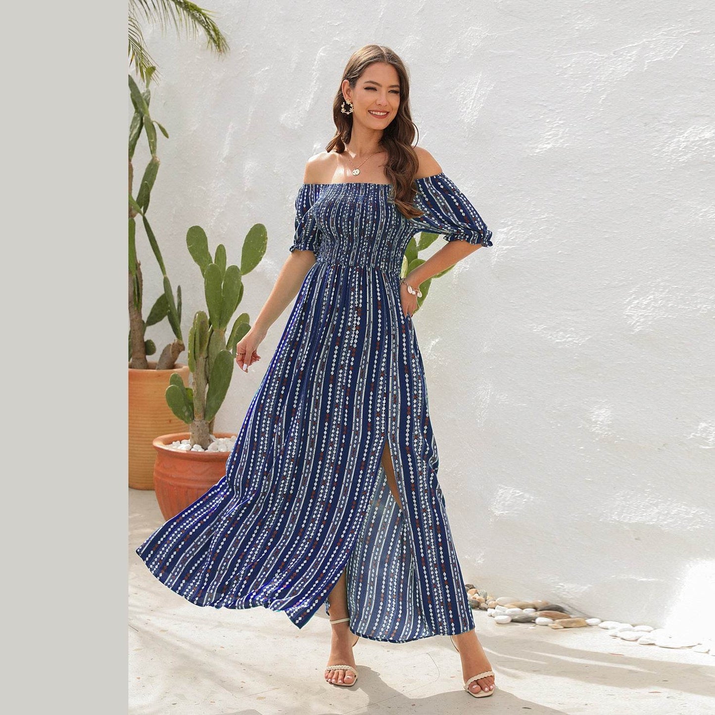 Robe longue élégante à épaules dénudées pour le printemps et l'été, en mousseline fendue, idéale pour les vacances à la plage et les séjours en station balnéaire.