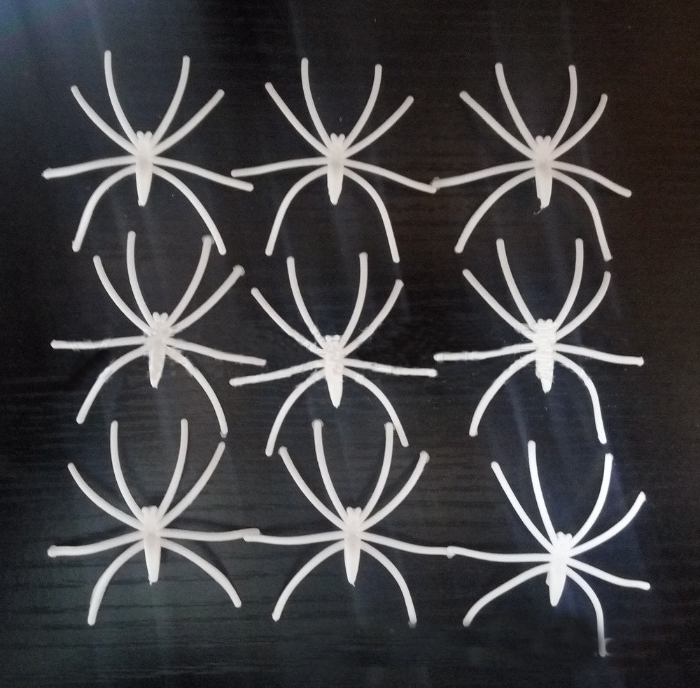 Halloween Stretchable Spider Web Decoration – Cotton Web with Mini Spiders for Indoor & Outdoor Use