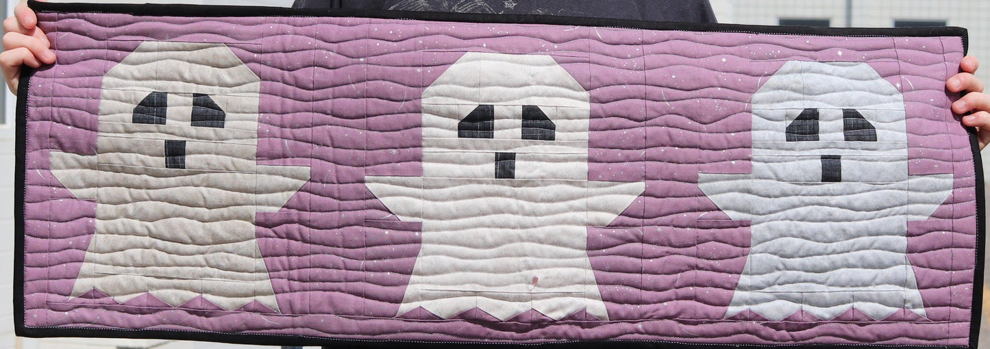 Store Sample- Table Runner - Ghosts