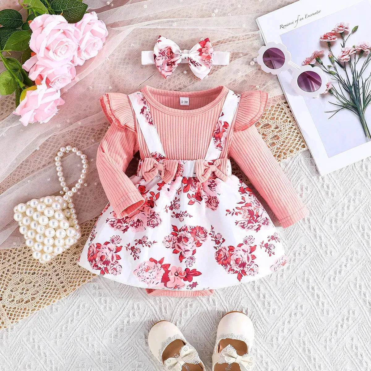 Latest Popular Sweet Long Sleeve pink Romper White Floral Suspender Skirt two piece for baby girls
