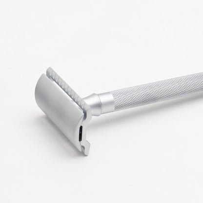Rasoir de sûreté Merkur 3 pièces, peigne fermé, long manche moleté, chrome mat