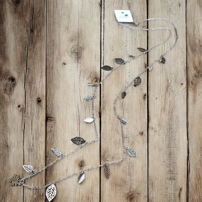 Collier Feuille Cascade – Longue chaîne à superposition avec feuilles en argent et métaux mélangés en cascade