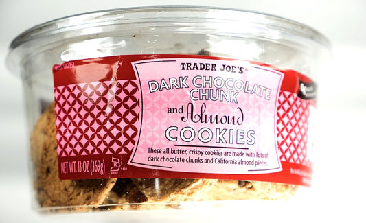 Biscuits aux pépites de chocolat noir et aux amandes Trader Joe's, 369g