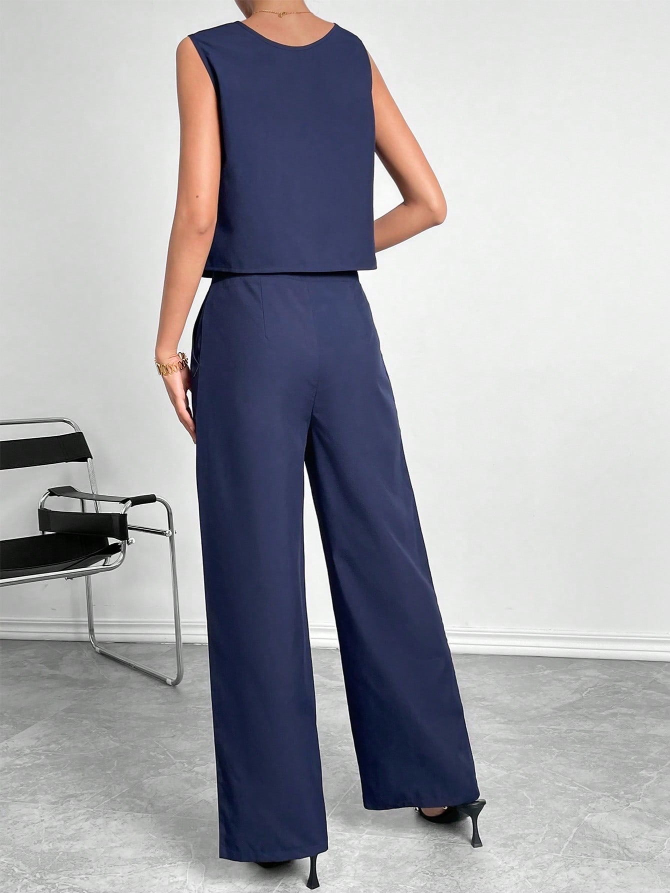 Women's Sleeveless Round Neck Crop Top & Wide Leg Pants Two-Piece Set – Casual Solid Color Office Wear Outfit