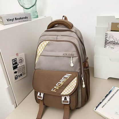 Stylish Schoolbag for Men & Women – Trendy & Roomy