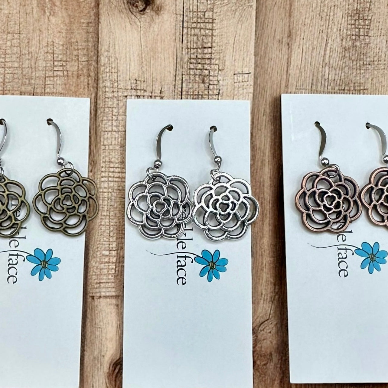 Boucles d'oreilles fleur rose