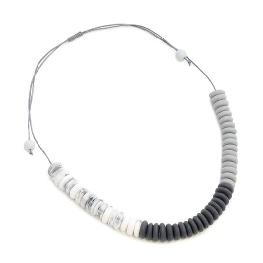 Court collier de résine effet fumé