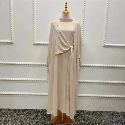 Ensemble deux-pièces uni arabe perlé pour femme